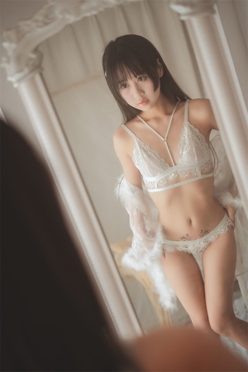 萌芽儿o0白色蕾丝27p