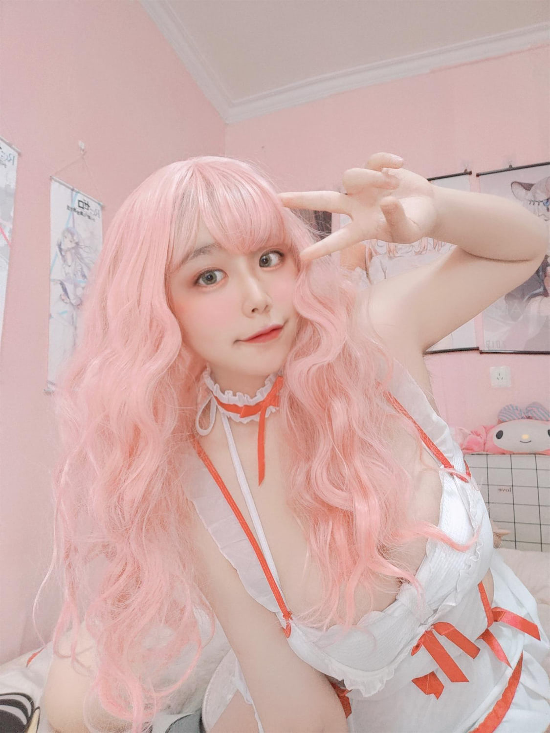 穆零Mu0自拍cos集90p5v