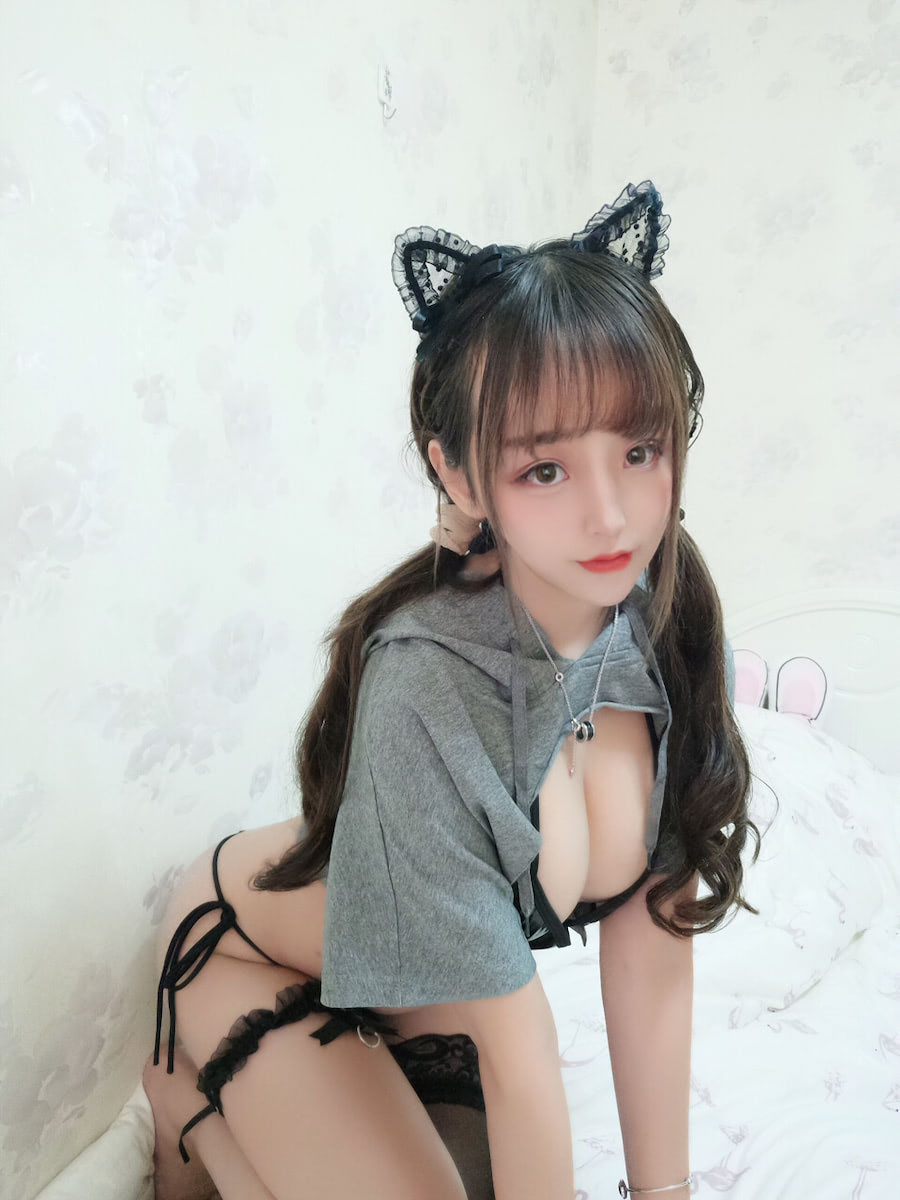 过期米线线喵 兽耳泳装16p