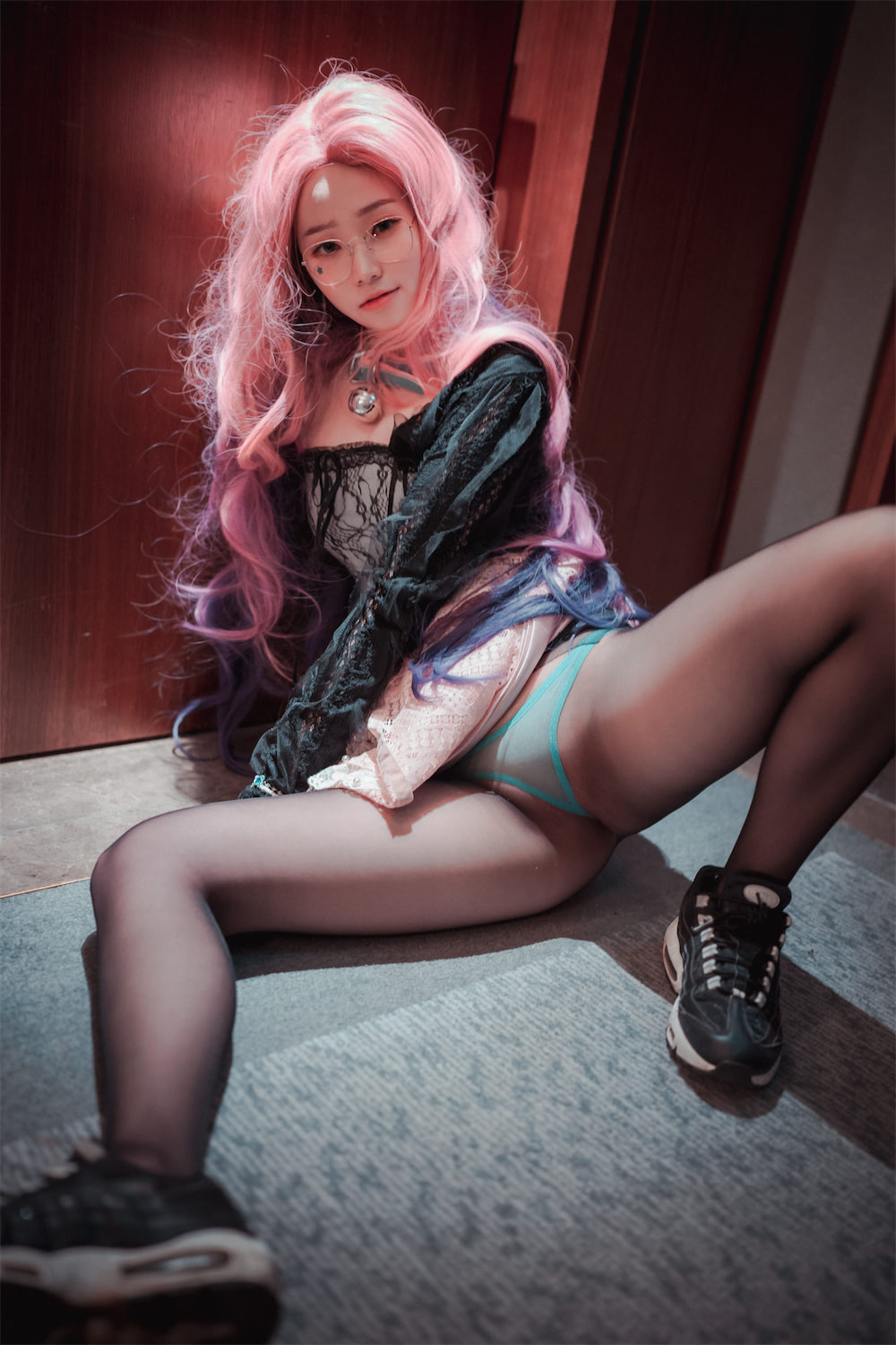 밤비bambi星籁歌姬萨勒芬妮眼镜娘60p