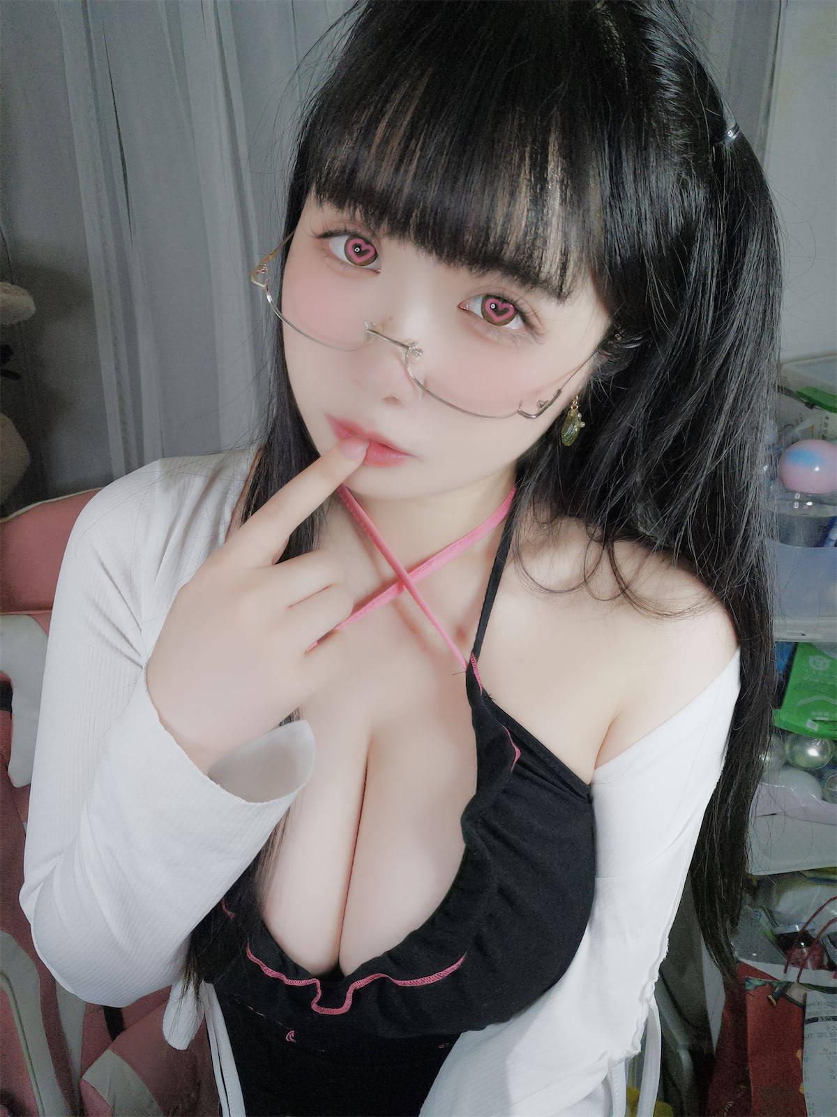 贞子蜜桃心心眼10p1v