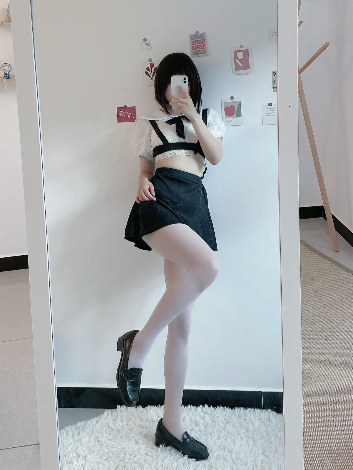 田璐璐白色自摄100p3v