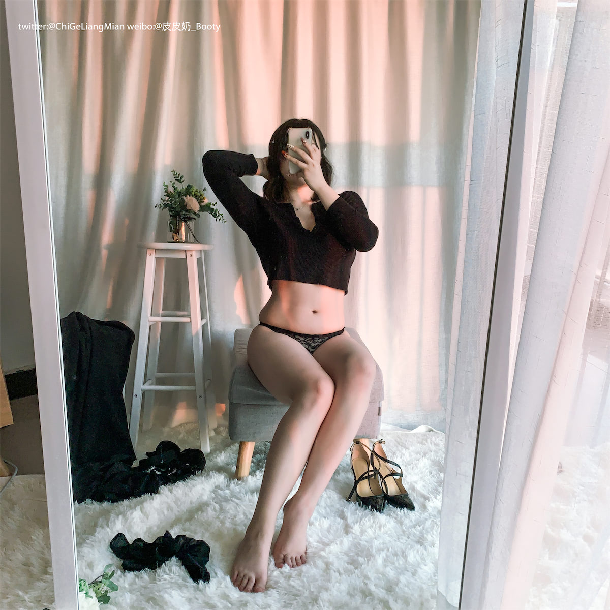 皮皮奶_Booty黑丝御姐眼镜娘120p