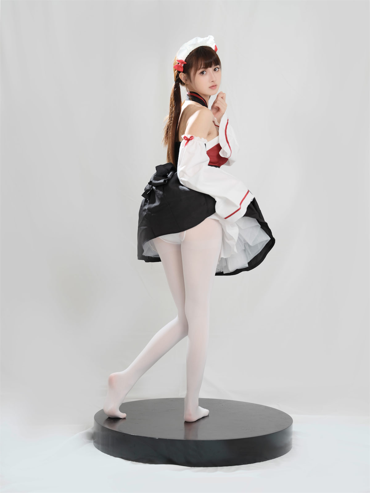 河豚抚子红衣女仆25p