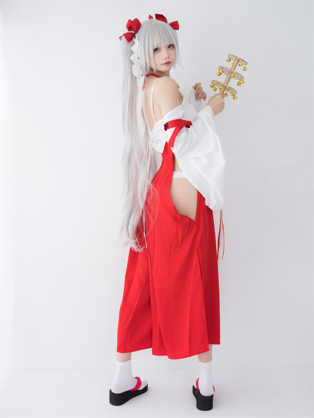 五更百鬼能代女仆女巫32p