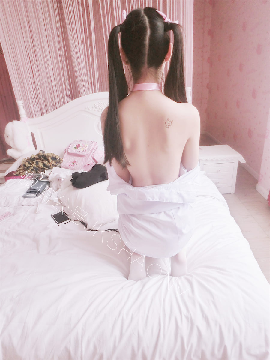 赛高酱 脱掉你纯白衬衫60p