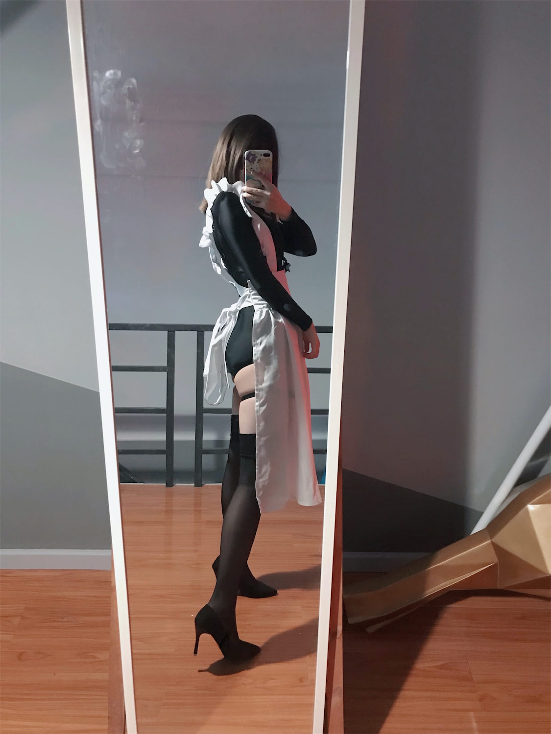 田璐璐女仆围裙34p