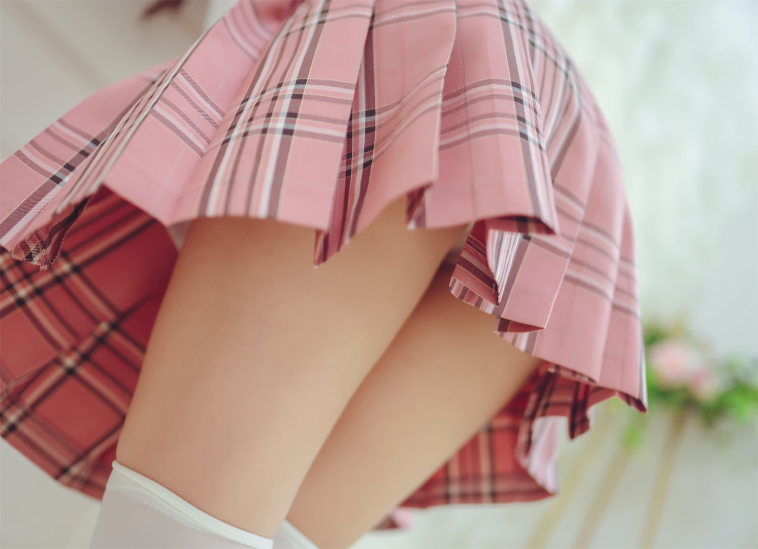 lovely呆玄白丝JK女孩40p